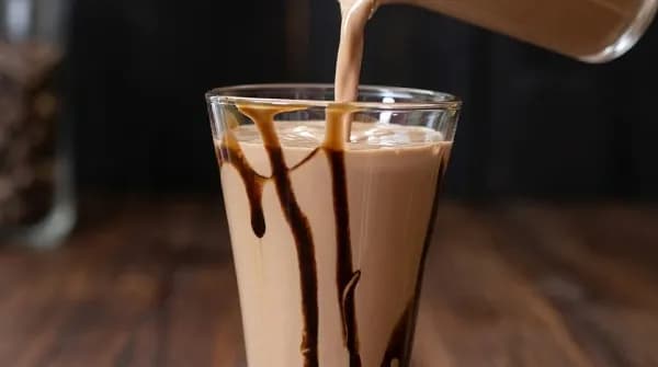Cafe Style Mocha Shake at Home