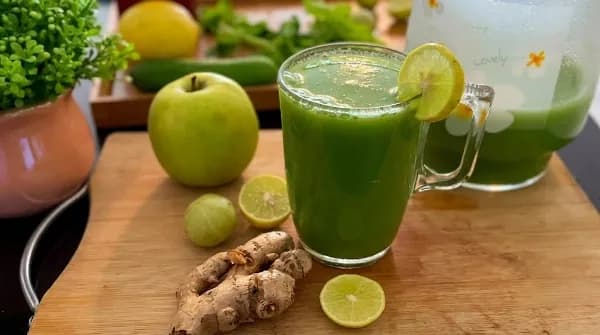 Immunity Boosting Detox Green Juice