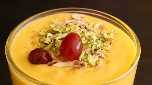 Rich & Creamy Mango Milkshake.