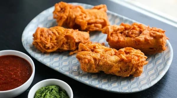 Ultimate Bread Onion Pakoda