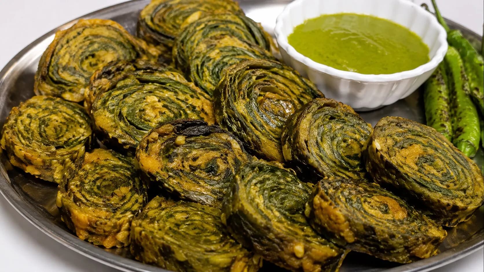 Crispy Steamed Patra Rolls Crispy Steamed Patra Rolls