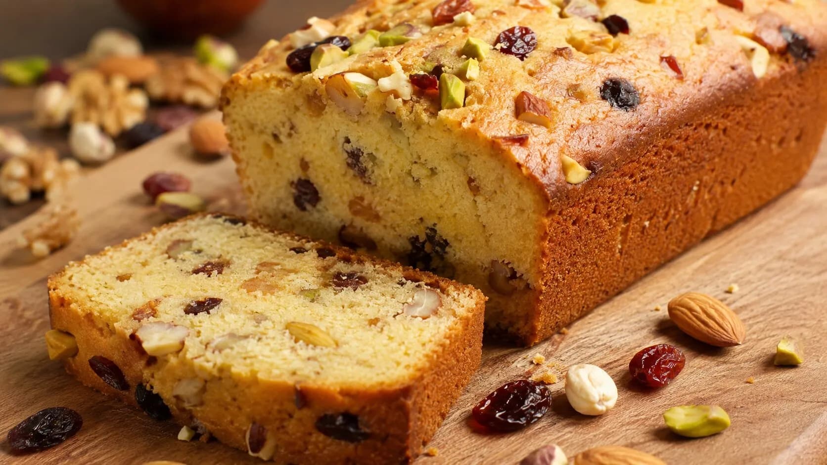 Moist & Delicious Date and Walnut Loaf Moist & Delicious Date and Walnut Loaf